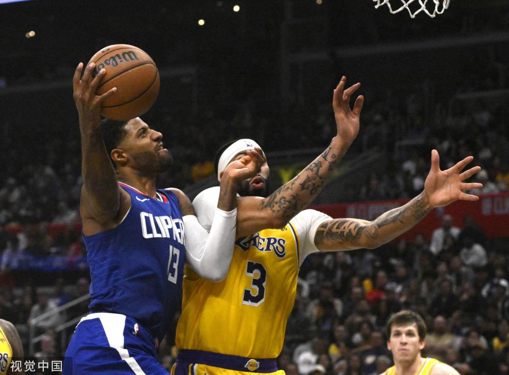 通过迈出这 通过迈出这